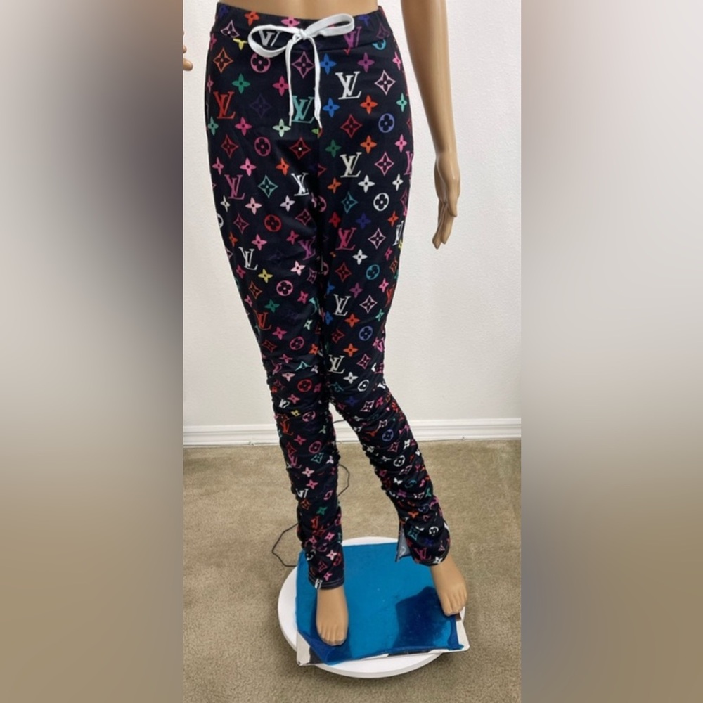 Stretchy LV Highwaisted Drawstring Stacked/Rouched Slit Bottom Pants, Size Small